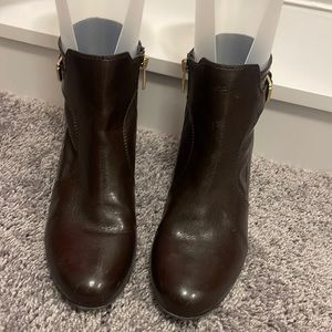 Ladies Ankle Booties